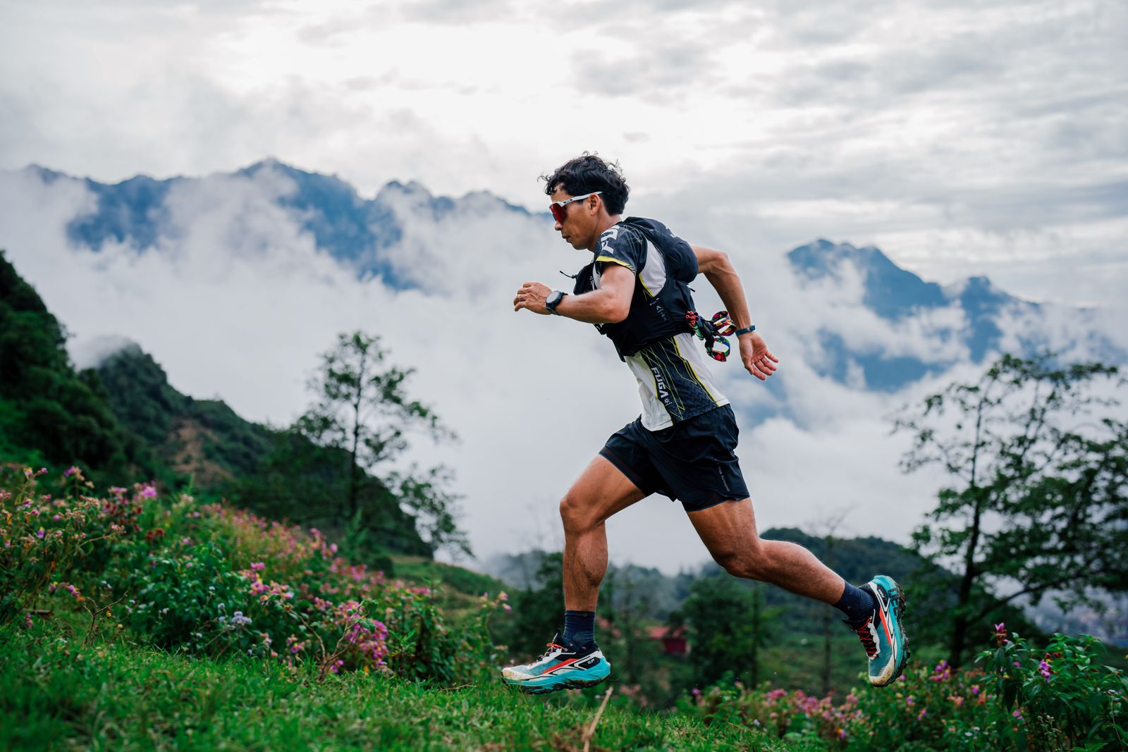 Trail entre nubes