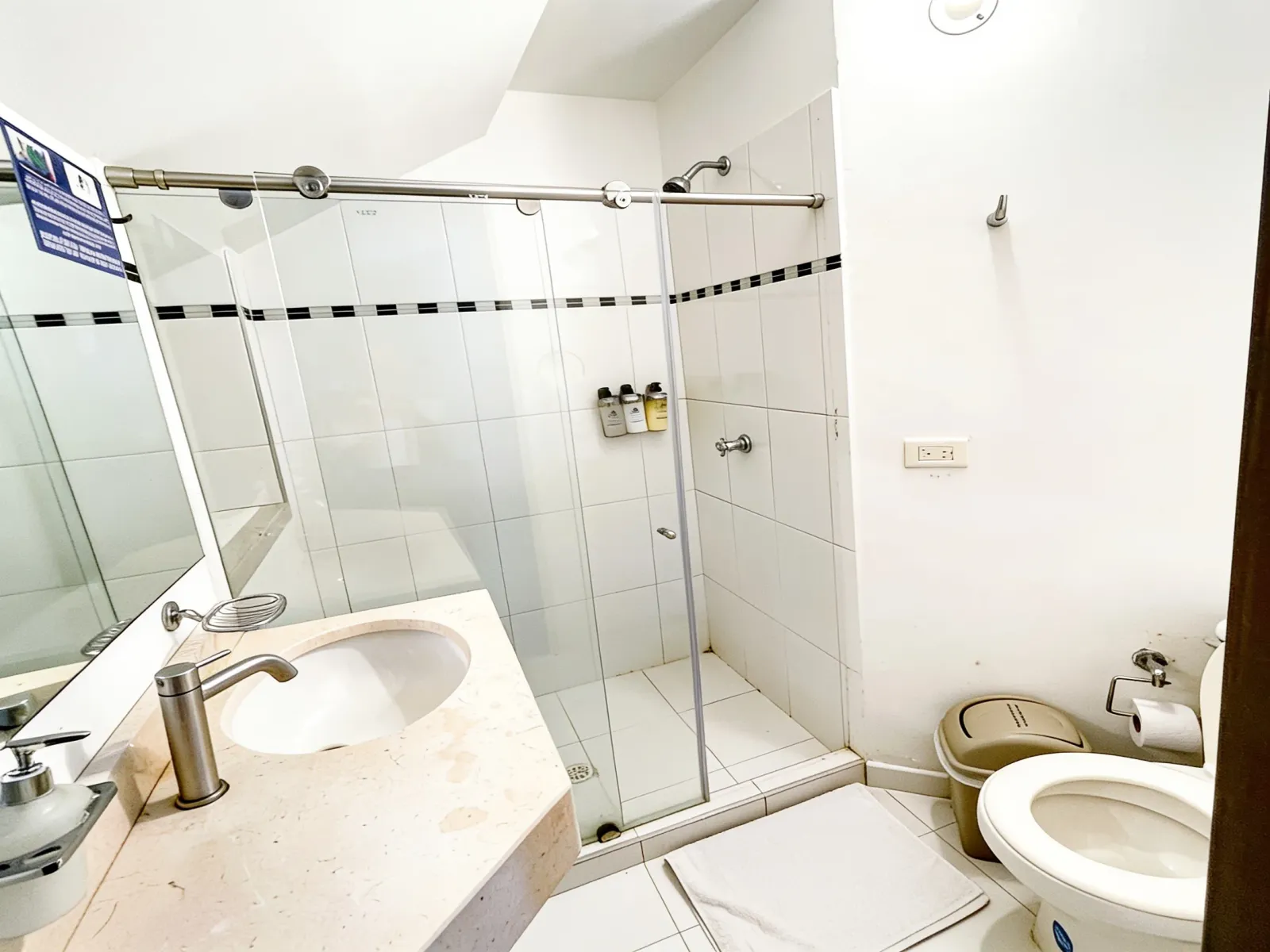 111 · El baño